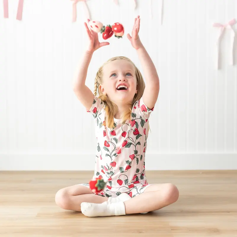 Short Sleeve Pajamas In Strawberry Fields 6