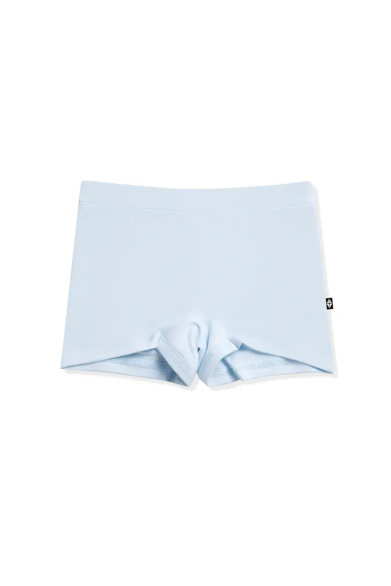 Shorties In Breeze 1