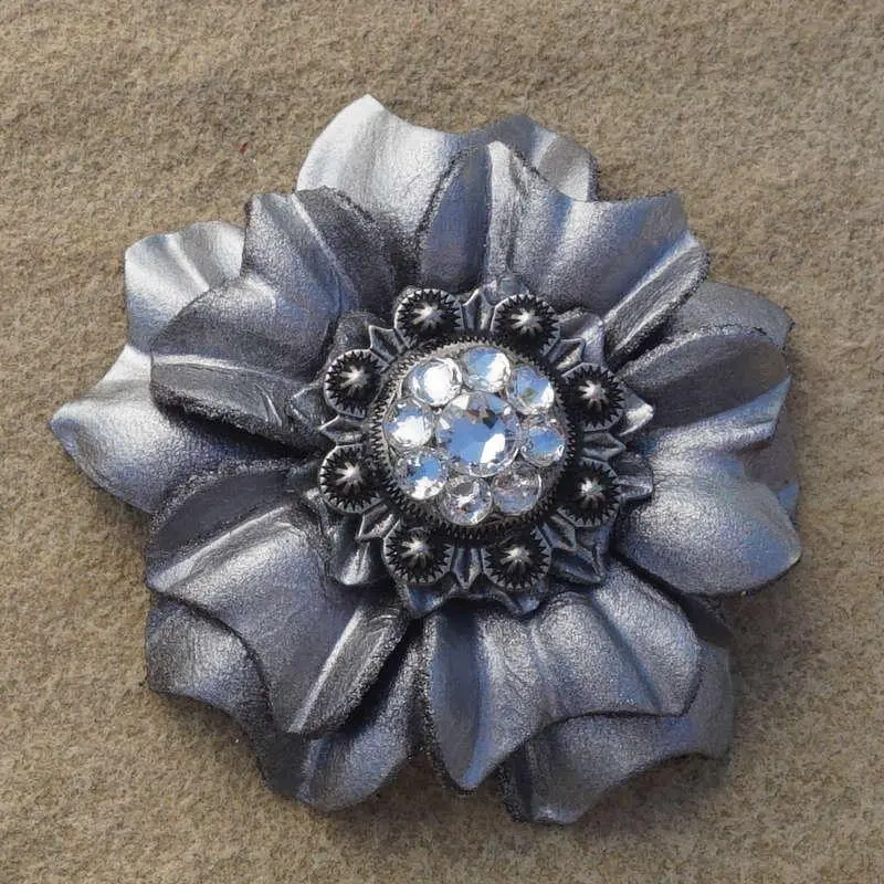 Silver Carnation Flower With Antique Silver Clear 1" Concho 1