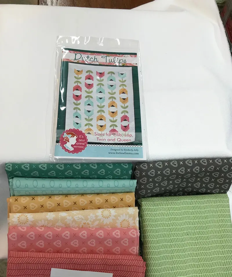 Sugar Pie Tulips By Kimberly Jolly Moda Kit Size 64 X 86. 1