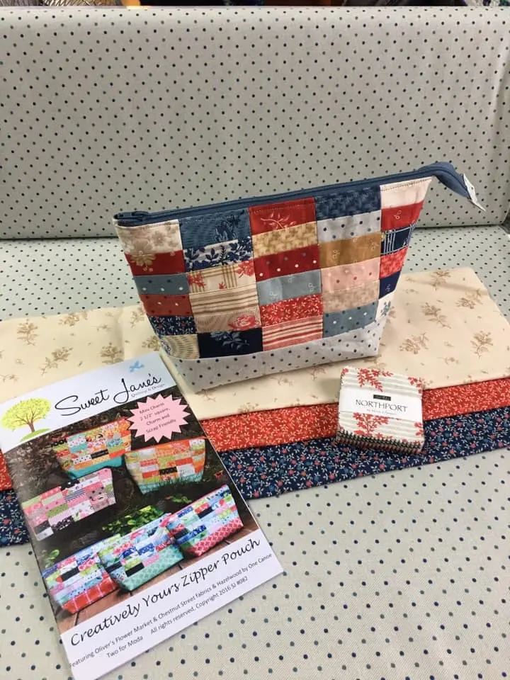 Sweet Jane's Zipper Pouch Pattern   (Using Mini Charms To Complete Project). 1