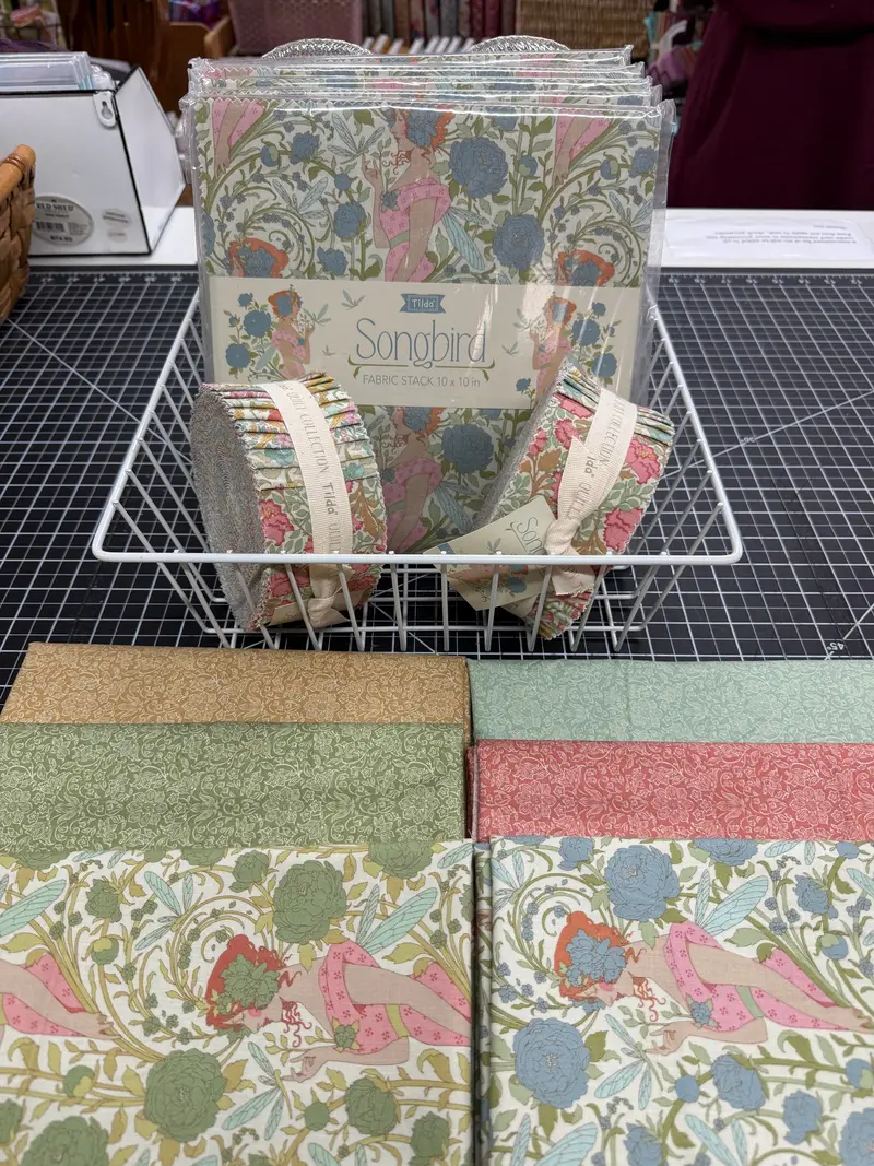 Tilda - Songbird Fabric Roll  2-1/2"  -   Roll 2 1/2 X 44 Strips 1