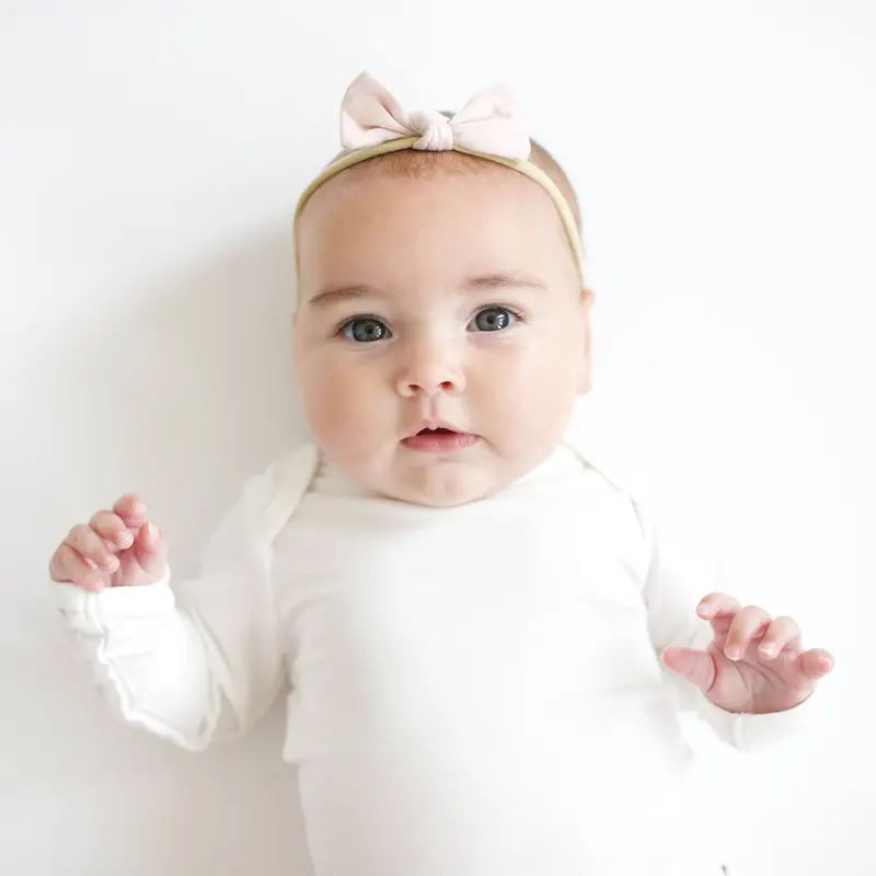 Tiny Nylon Bow In Blush 1