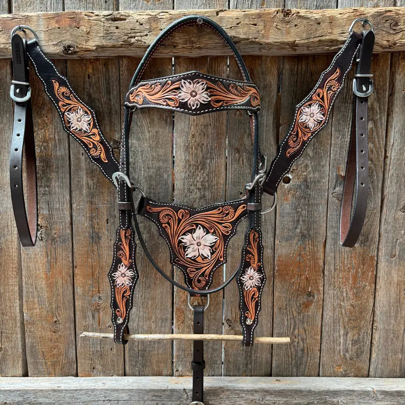 Triple Tone Floral Triangle / Gladiator Browband/ One Ear Breastcollar Tack Set 1