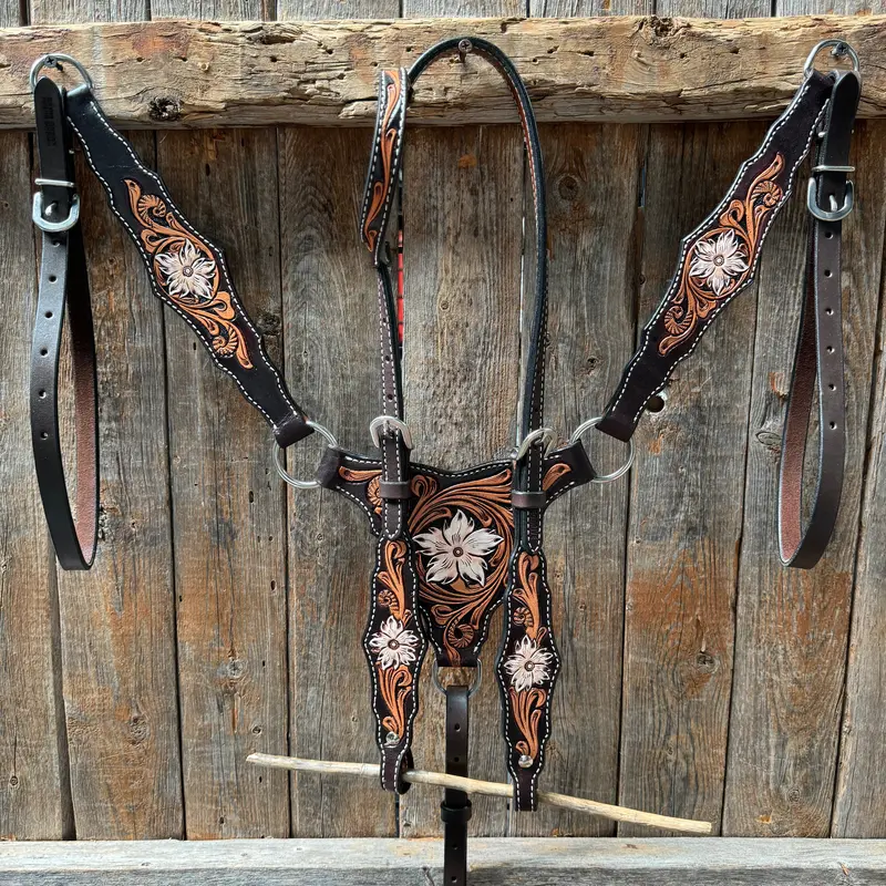 Triple Tone Floral Triangle / Gladiator Browband/ One Ear Breastcollar Tack Set 2
