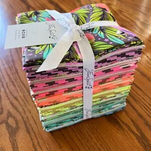 Tula Fb4qtp.Everglow    Fat Qtr Bundle 1
