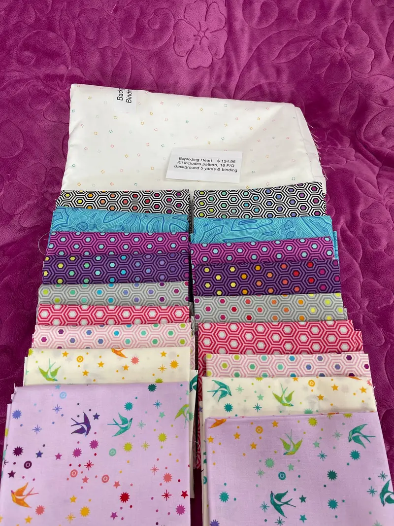 Tula Pink, #F  Exploding Heart Kit Includes Pattern, 18 Fq, Background, & Binding 1