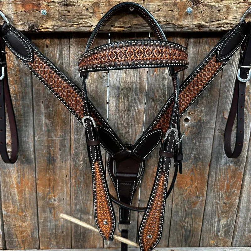Two Tone Honeycomb Browband / One Ear Breastcollar Tack Sets 1