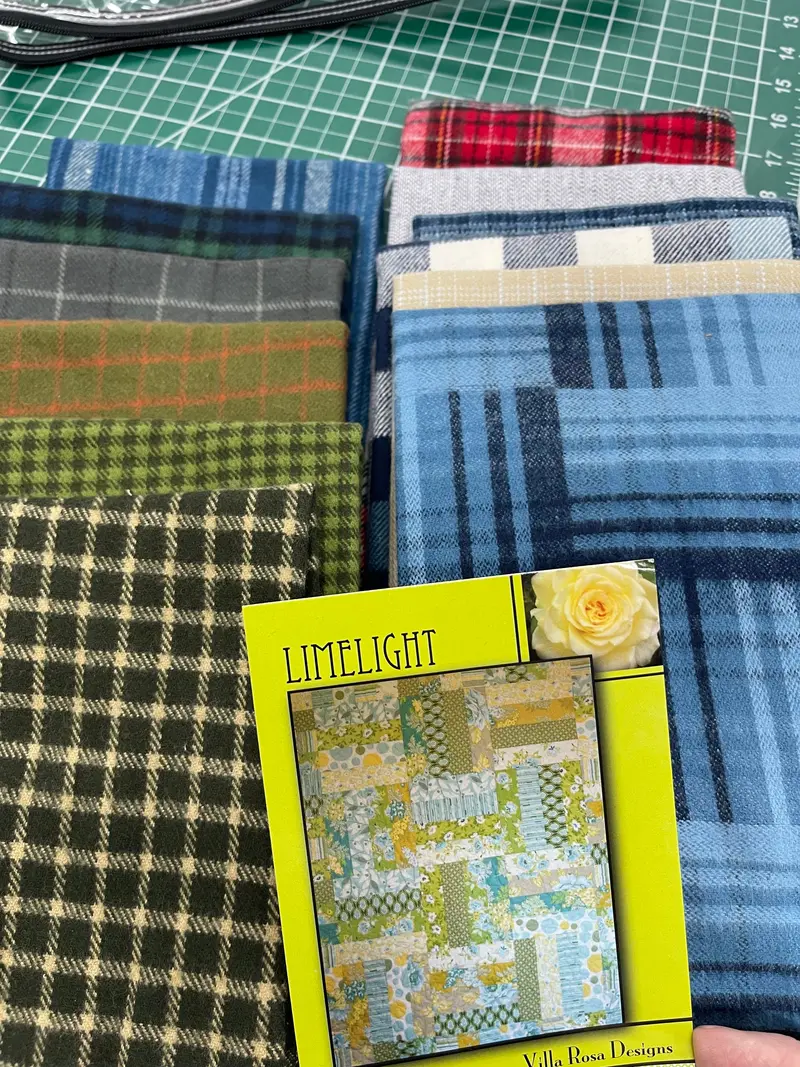 Vr Limelight 12 Color  Pack C  (Blue/Green/Brown/Grey/Red Flannel Fat Quarters Plus Pattern And One Yard For Binding 1