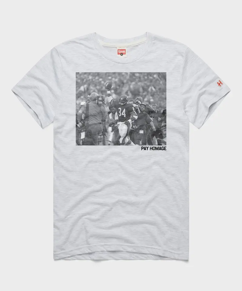 Walter Payton Pay Homage 1