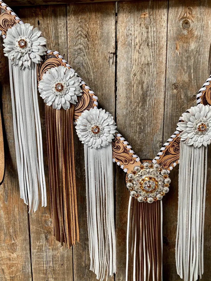 Whipstitch Breastcollar - Golden & Daisy #Bc265 2