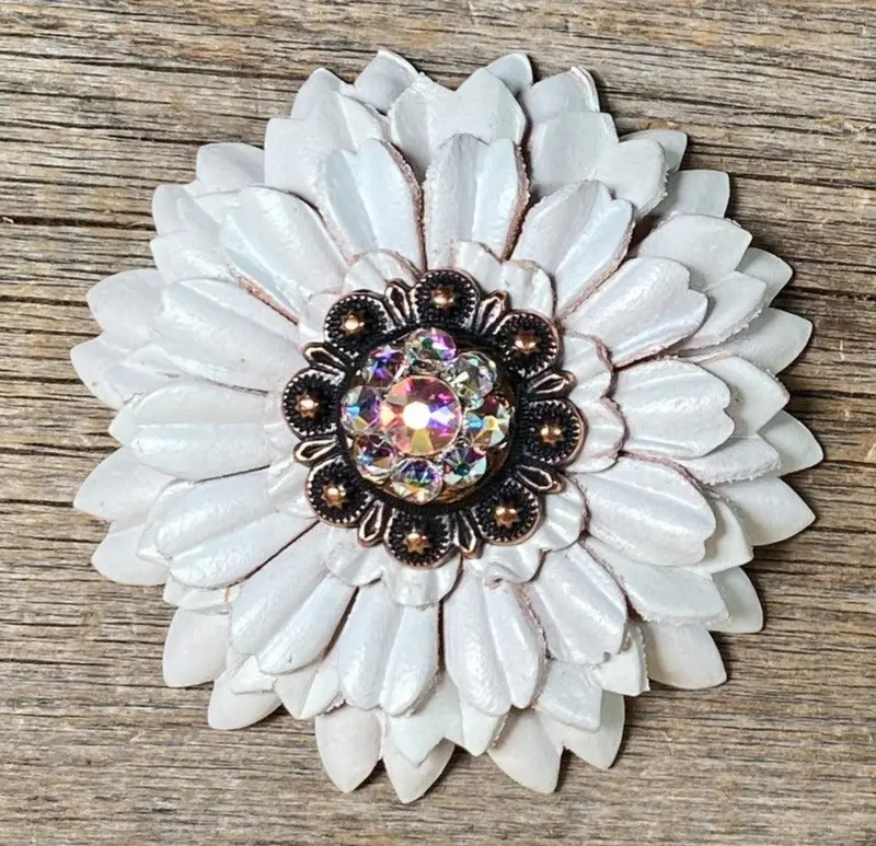 White Daisy Flower With Copper Ab 1" Concho 1