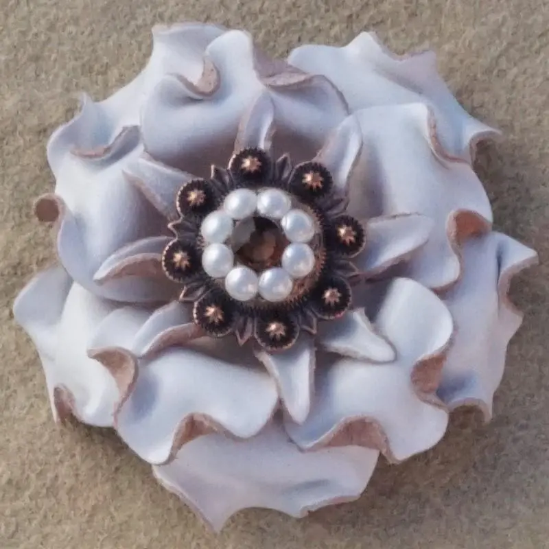 White Gardenia Flower With Copper Topaz & Pearl 1" Concho 1