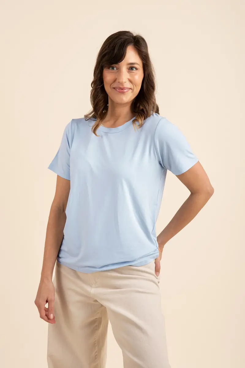 Women's Crew Neck Tee In Breeze 1