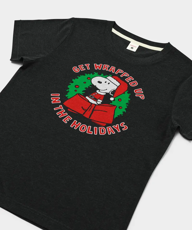 Women's Peanuts Snoopy Get Wrapped Up In The Holidays 2