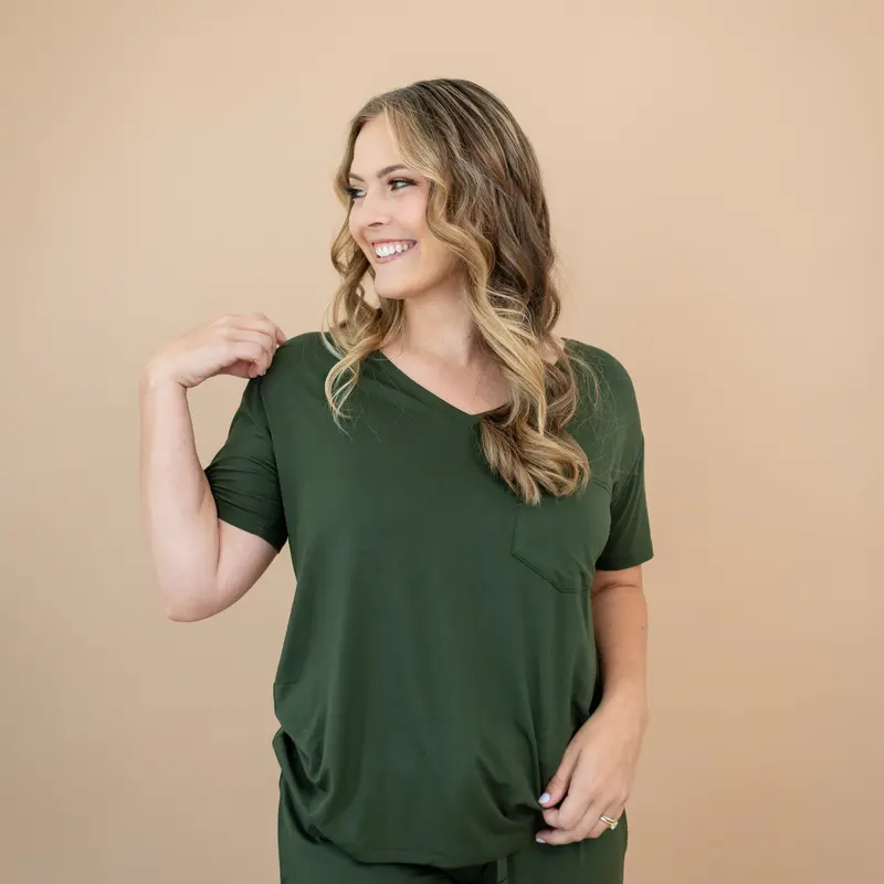 Women’S Relaxed Fit V-Neck In Fir 1