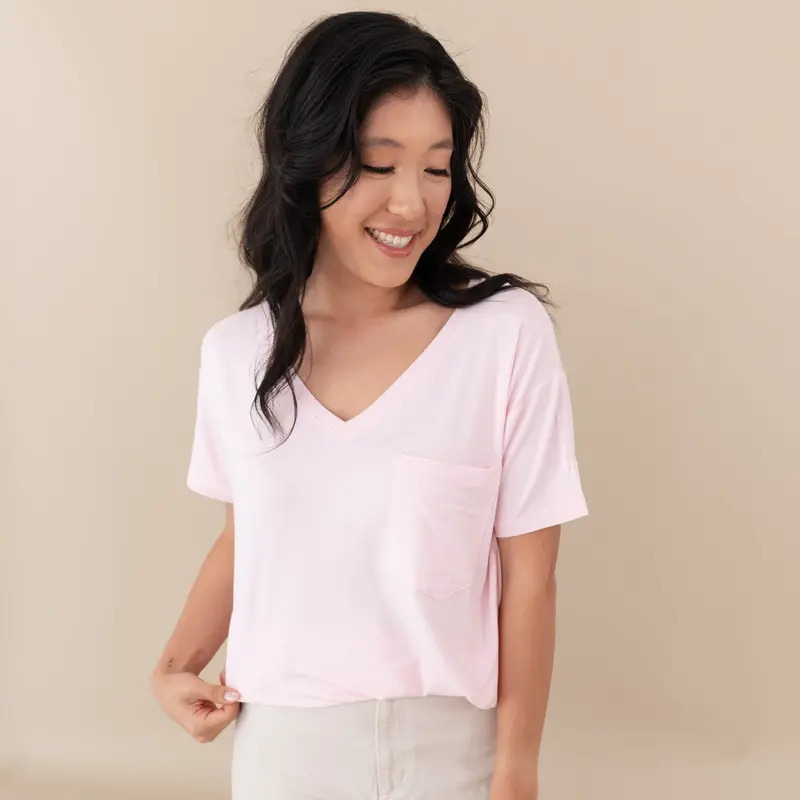 Women’S Relaxed Fit V-Neck In Sakura 1