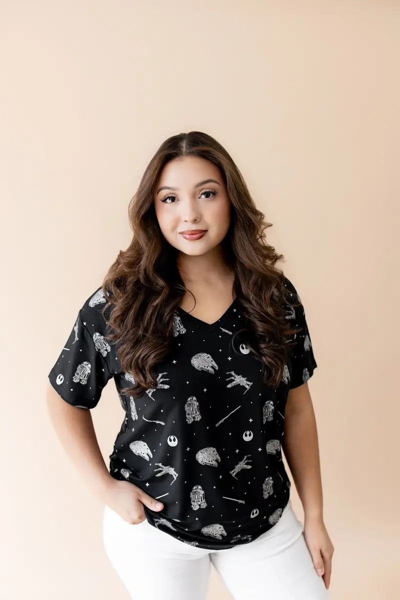Women's Relaxed Fit V-Neck In Star Wars™ 1
