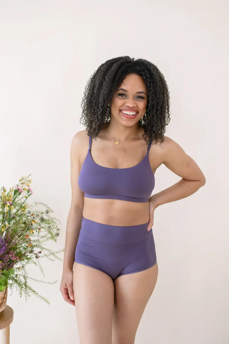 Women's Scoop Neck Bralette In Currant 2