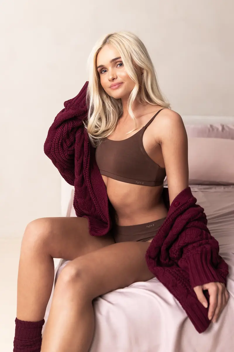 Women's Scoop Neck Bralette In Toffee 2