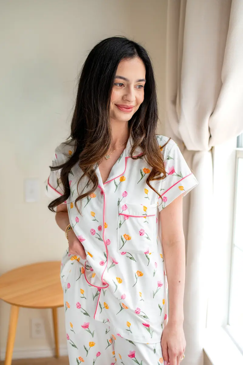Women's Short Sleeve Cropped Pajama Set In Tulip 4