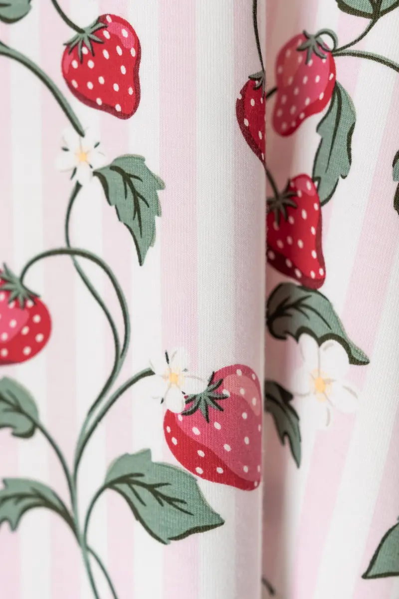 Women's Short Sleeve Pajama Set In Strawberry Fields 6