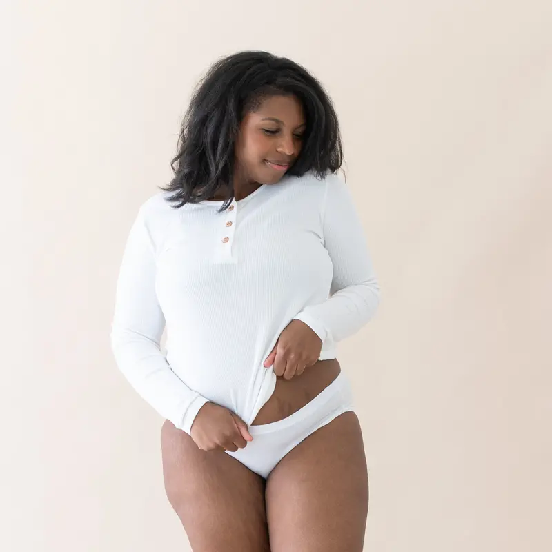 Women’S Underwear In Snow 3