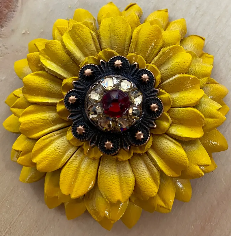 Yellow Daisy Leather Flowers - 1" Crystal Conchos - Options 6