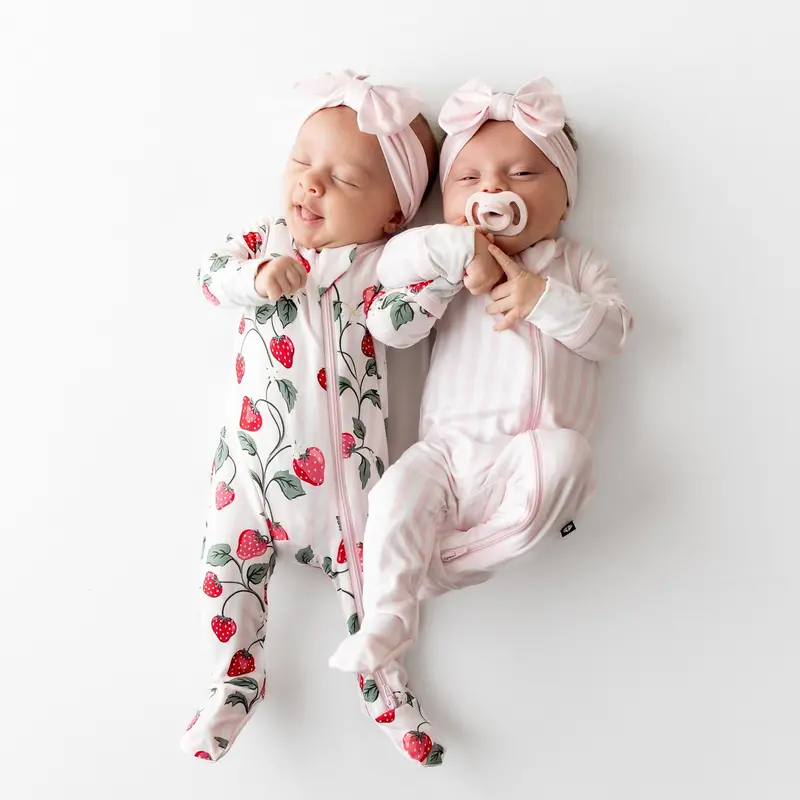 Zippered Footie In Small Sakura Stripe 4