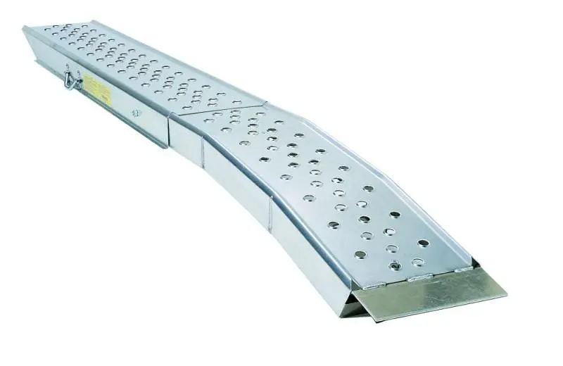 Lund Duraloader Universal Arched Loading Ramps – 118 In X 25 In, Bright Finish 2