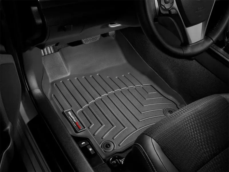 Wt Floorliner – Front Row, Black Heavy-Duty All-Weather Mat 1
